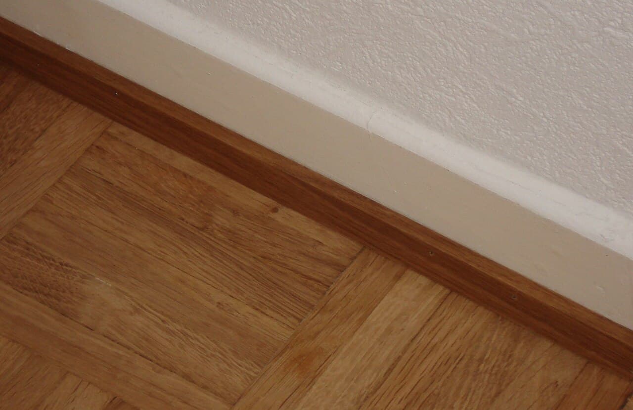 قرنیز MDF 11 سانتیمتر
